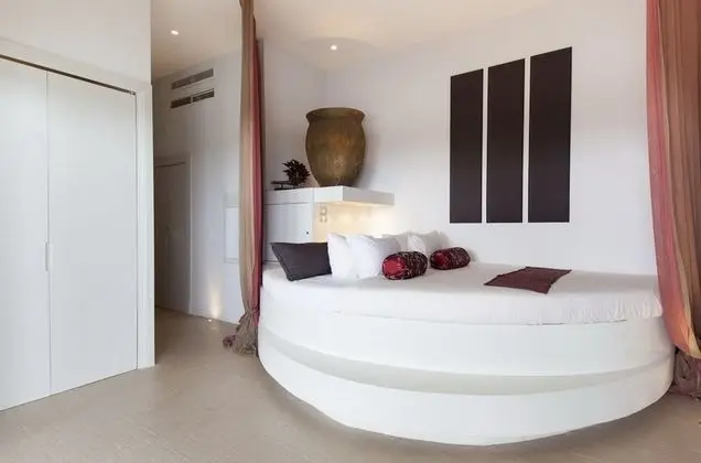 Luxury Villa