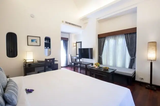 Deluxe Villa (1 Way Airport Transfer)
