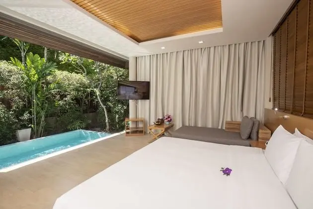 Deluxe Pool Villa (RoundTrip Airport Transfer)