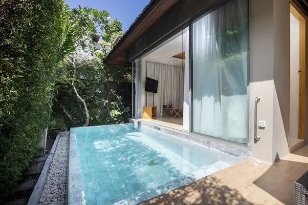 Deluxe Pool Villa (RoundTrip Airport Transfer)