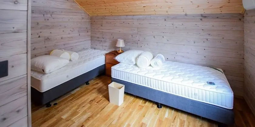 Basic Kır Evi, Sigara İçilmez