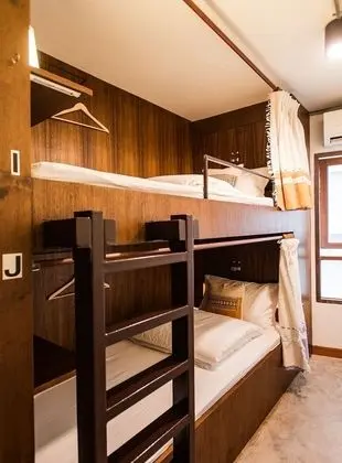 10-Bed Female Dormitory With Shared Bathrooms