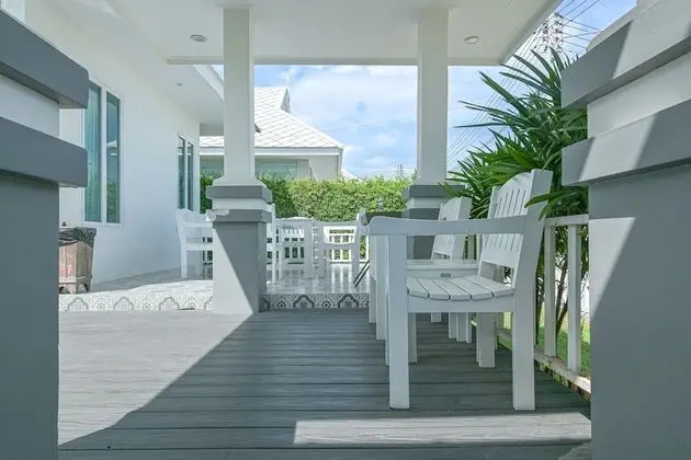 4 Bedrooms Pool Villa For 2 Pax (A10,B9)