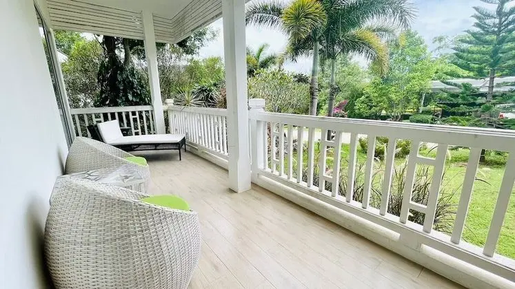 Superior Room with Balcony