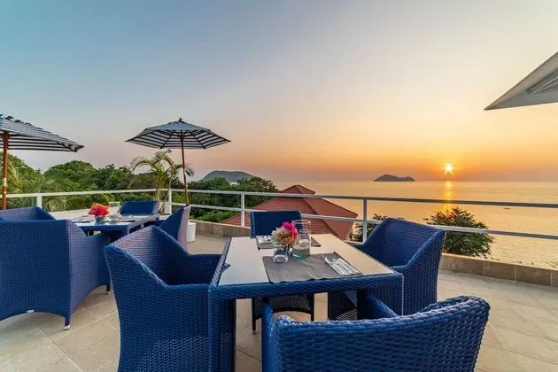 Poolside Seaview Room