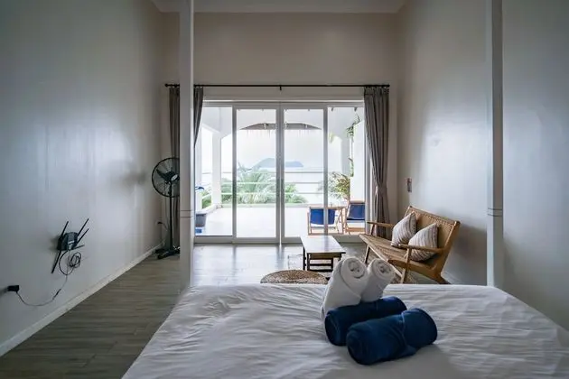 Sea Front Deluxe Room