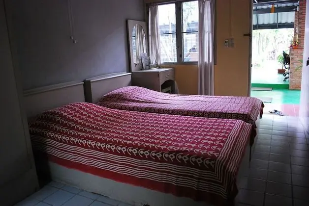 Standard Twin Air-Con Room