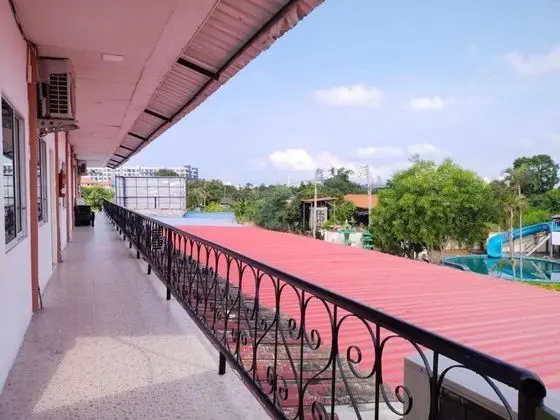 Superior Oda, 1 En Büyük (King) Boy Yatak, Balkon/Veranda, Havuz Manzaralı