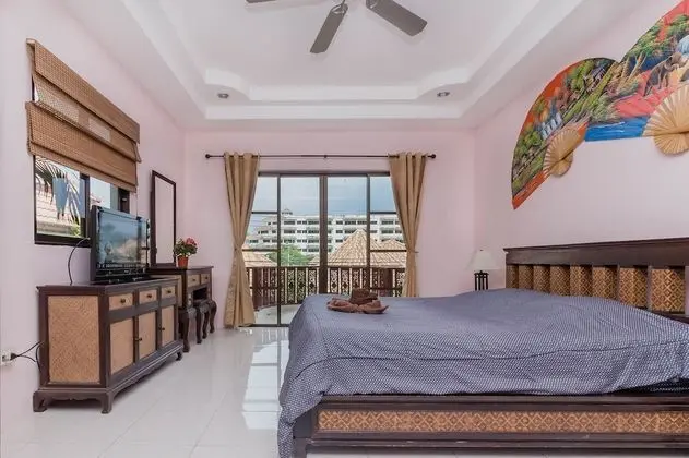 5 Bedrooms Private Pool Villa