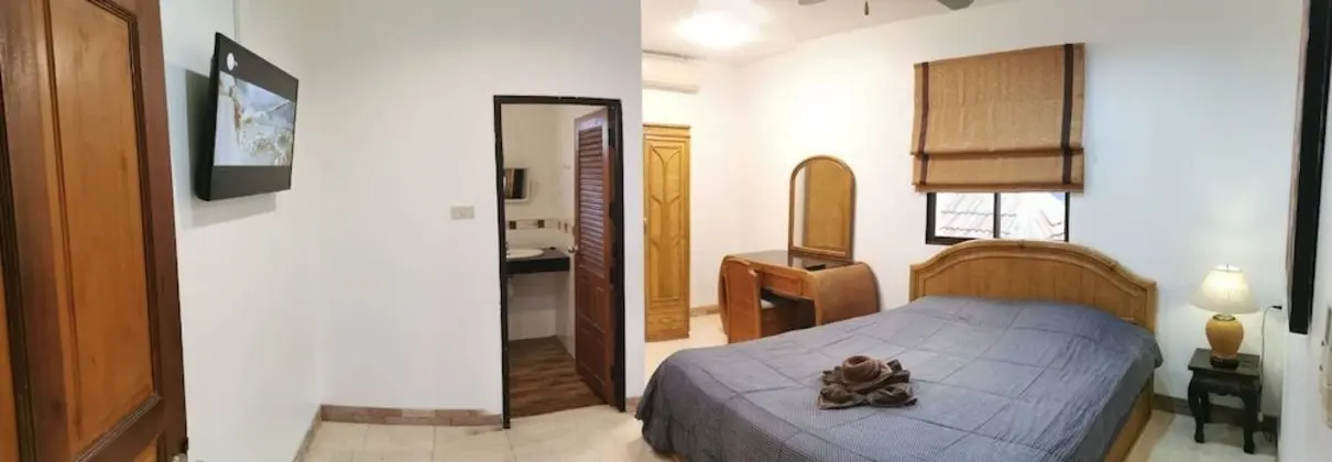 5 Bedrooms Private Pool Villa