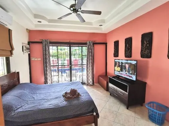 5 Bedrooms Private Pool Villa