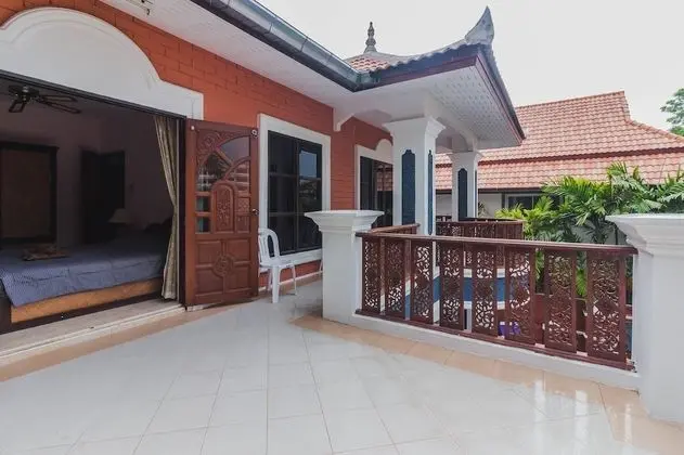 5 Bedrooms Private Pool Villa