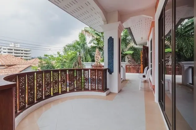 5 Bedrooms Private Pool Villa