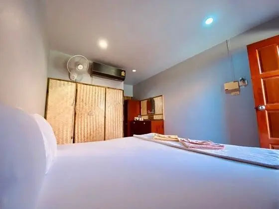 Standard Double - Air Conditioning