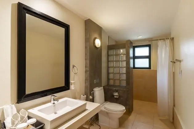 Family Oda, Bahçe Manzaralı