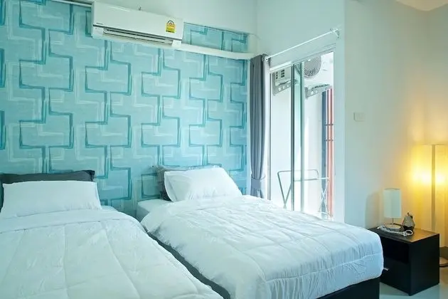 2 Bedrooms Townhome