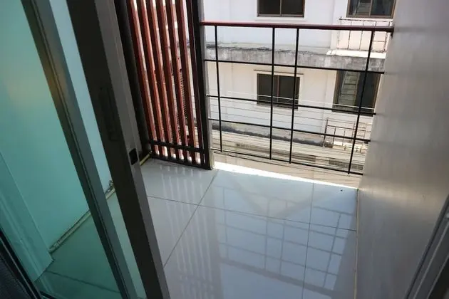 2 Bedrooms Townhome