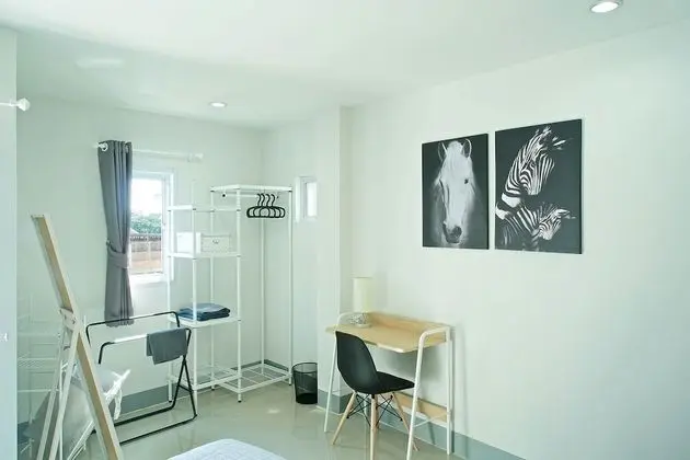 2 Bedrooms Townhome