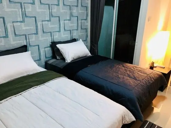2 Bedrooms Townhome