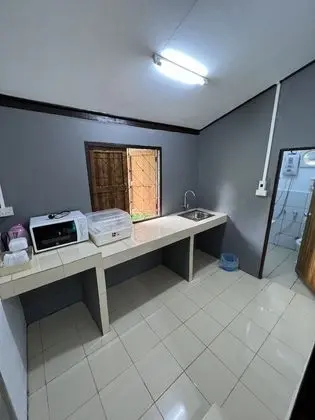 Bungalow King Bed