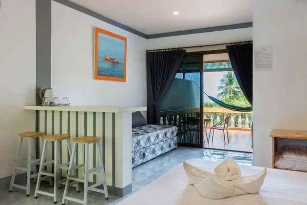 Junior Sunset View Room