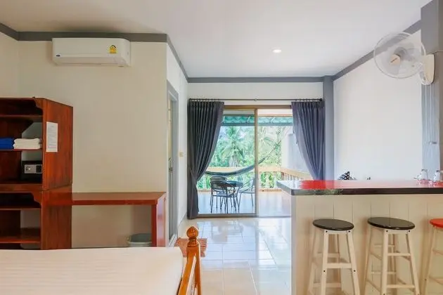 Junior Sunset View Room