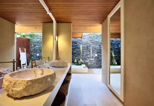 Luxury Villa