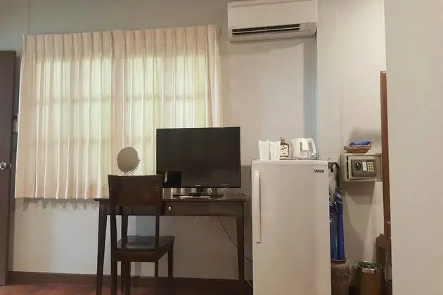 Basic Tek Büyük veya İki Ayrı Yataklı Oda