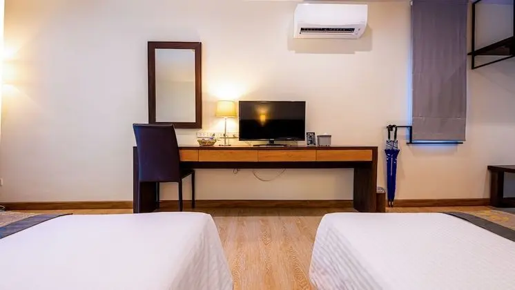 Twin Bed Bungalow