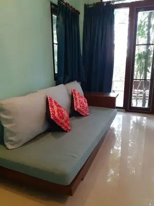 Premium Tek Büyük Yataklı Oda
