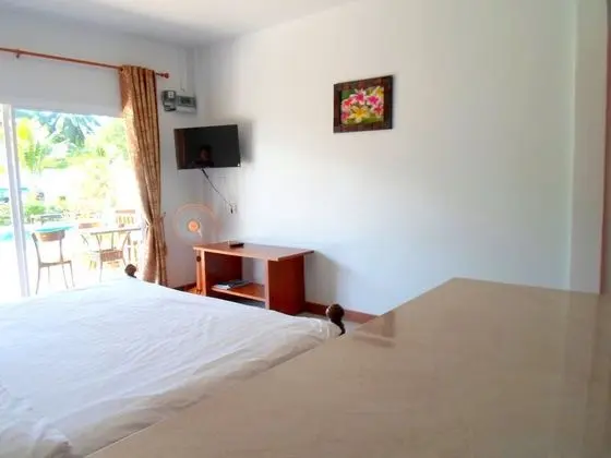 Stüdyo, Havuz Manzaralı (with Air-Con)
