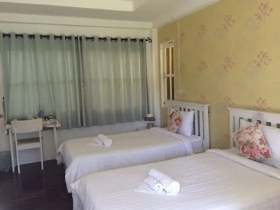 Lovely Twin Room