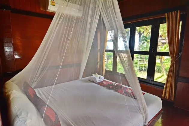 Deluxe Villa, Havuz Manzaralı
