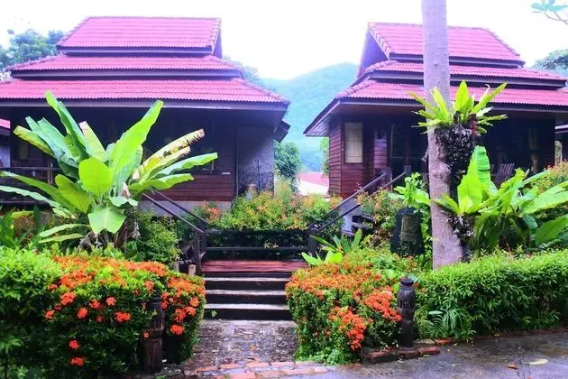 Deluxe Villa, Havuz Manzaralı