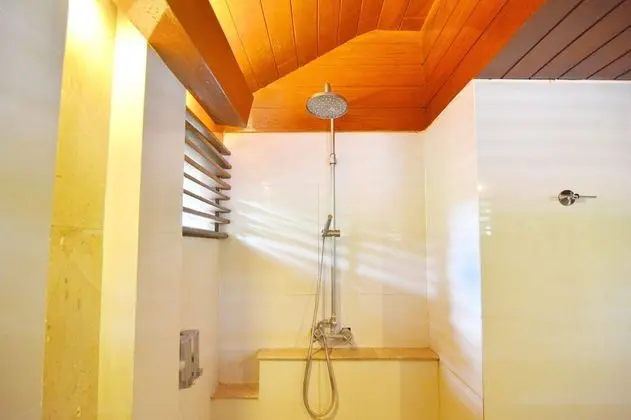 Deluxe Villa, Havuz Manzaralı