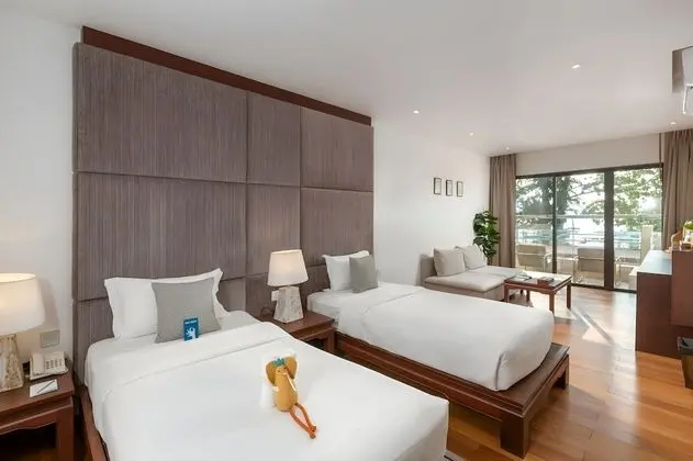 Deluxe Tek Büyük veya İki Ayrı Yataklı Oda, Denize Sıfır