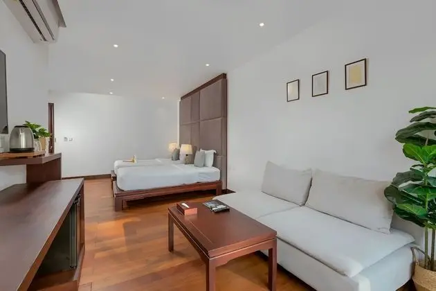 Deluxe Tek Büyük veya İki Ayrı Yataklı Oda, Denize Sıfır