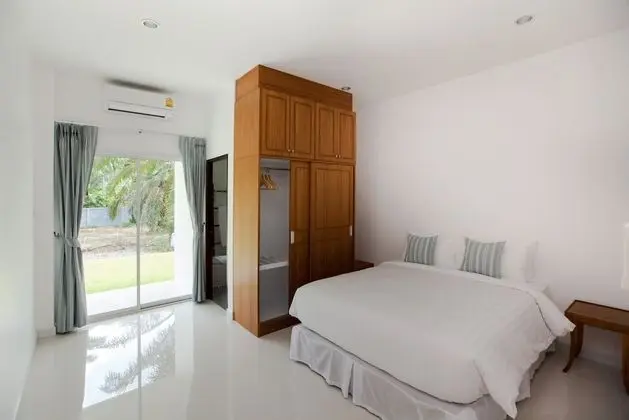 4 Bedrooms Private Pool Villa