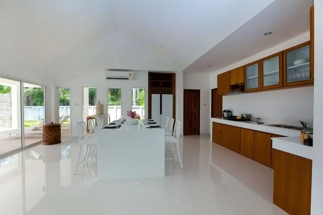 4 Bedrooms Private Pool Villa
