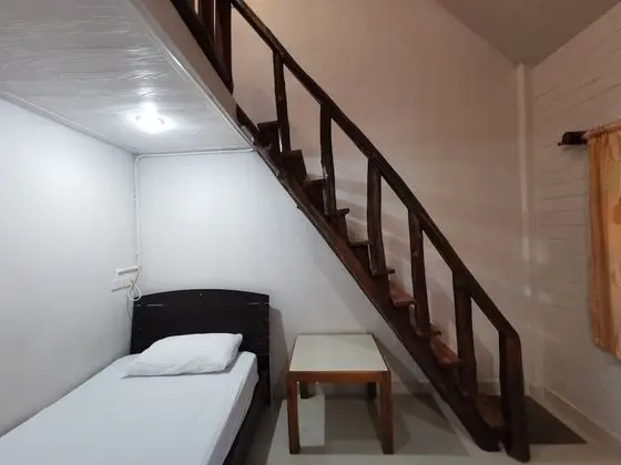 Üç Kişilik Oda
