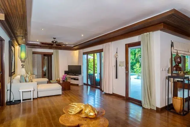 Luxury Villa, 4 Bedrooms, Garden View