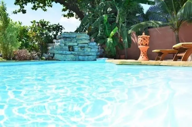 2-Bedroom Villa (Not Included Electricity)