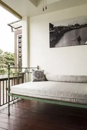 Nai Por Nai Mae (Suite River Front with Balcony)