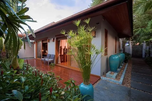 Luxury Villa, 3 Yatak Odası, Plaj Manzaralı, Denize Sıfır