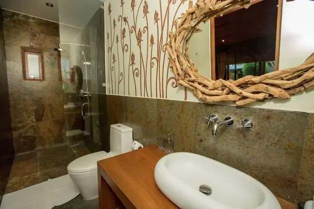 Luxury Villa, 3 Yatak Odası, Plaj Manzaralı, Denize Sıfır