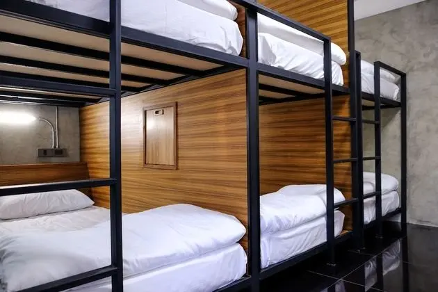 Mixed Dormitory (Rhino)