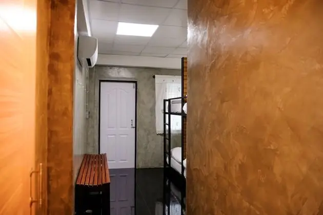 Mixed Dormitory (Rhino)
