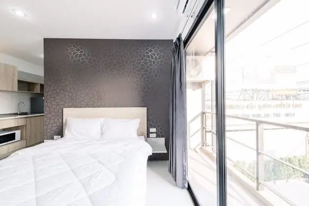 Deluxe Double Bed with Balcony, Non Smoking