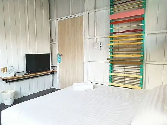 Deluxe Double Room with Private Bathroom