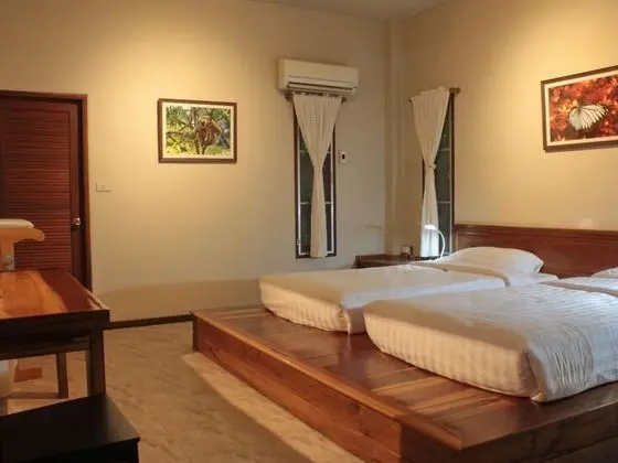 Traditional İki Ayrı Yataklı Oda